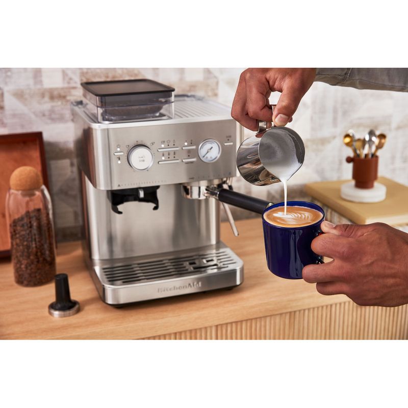 Kitchenaid Coffee machine 5KES6551BSX Stainless steel Lifestyle detail