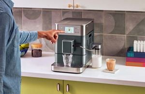 Kitchenaid Coffee machine 5KES8557BJP Juniper Lifestyle Detail