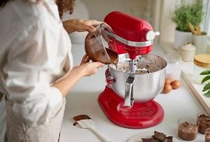 Kitchenaid Food processor 5KSM60SPXBER Empire red Lifestyle