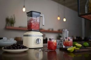 Kitchenaid Stirring machine 5KSB1325BAC Almond cream Lifestyle