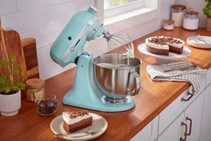 Kitchenaid Food processor 5KSM193ADBMI Mineral Water Lifestyle